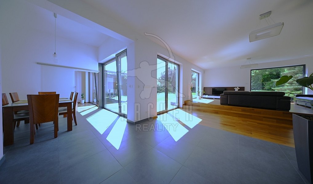 Prodej domu 301 m² s pozemkem 1 000 m², Mladá Boleslav – náhled fotky 11