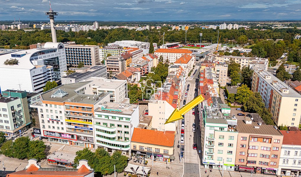 Pronájem kanceláře 37 m², Pardubice – náhled fotky 2