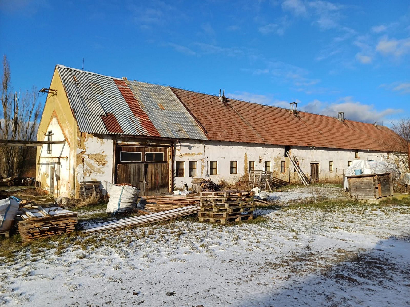 Prodej domu (jiného typu) 2 520 m² s pozemkem 34 026 m² – fotografie 2