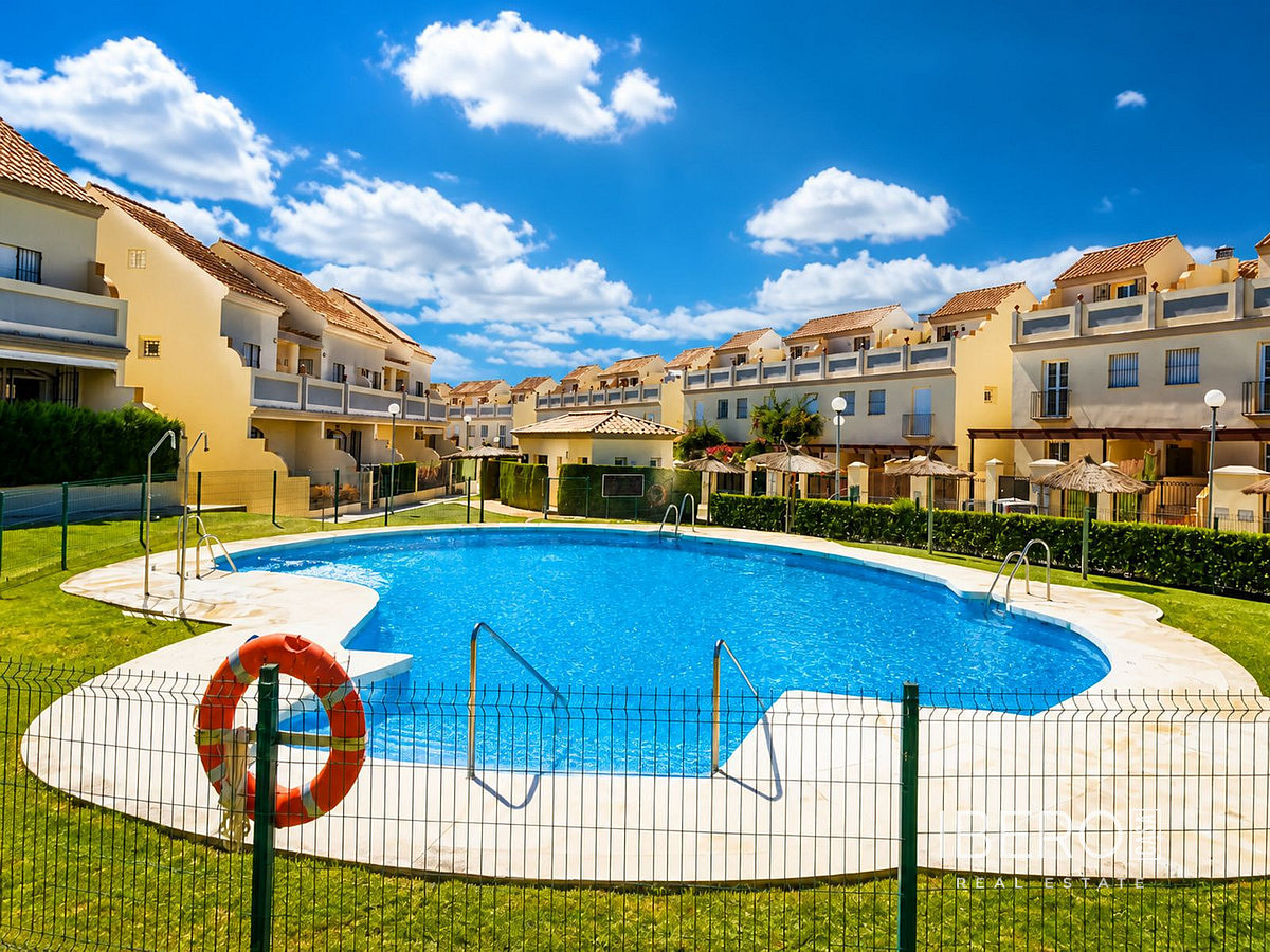 Casa 4+kk – La Duquesa - Vista 2