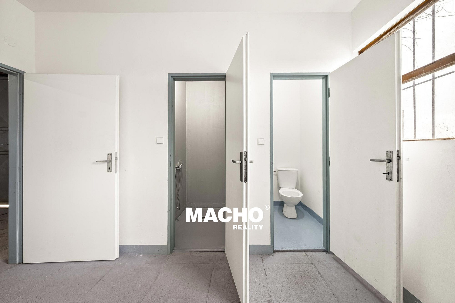 Pronájem skladovacích prostor 588 m² — photo 3