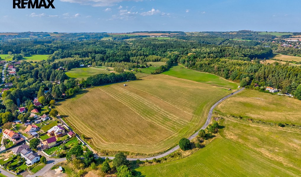 Prodej pole 13 211 m², Velké Popovice – náhled fotky 4