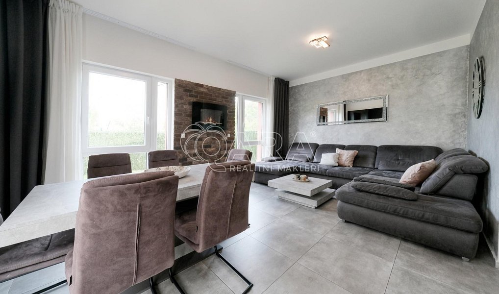 Pronájem domu 124 m² s pozemkem 76 m², Nelahozeves – náhled fotky 4