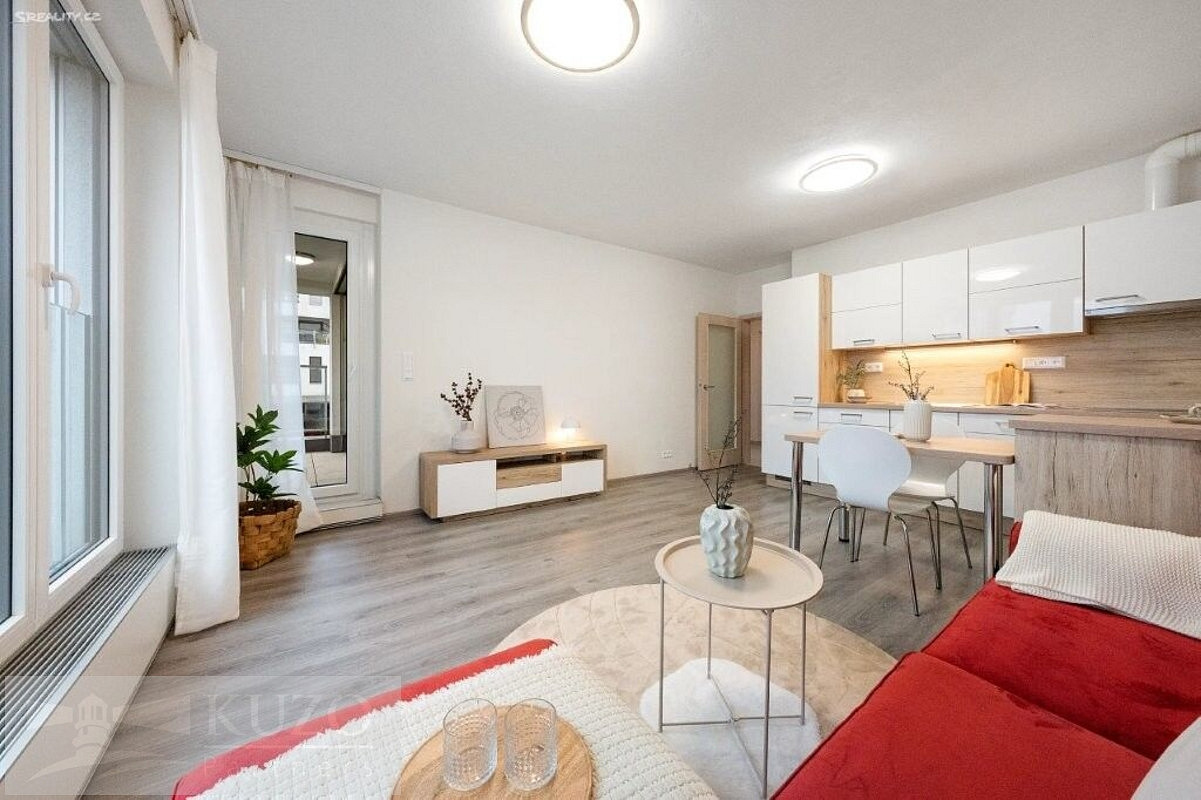 Pronájem bytu 2+kk 48 m²