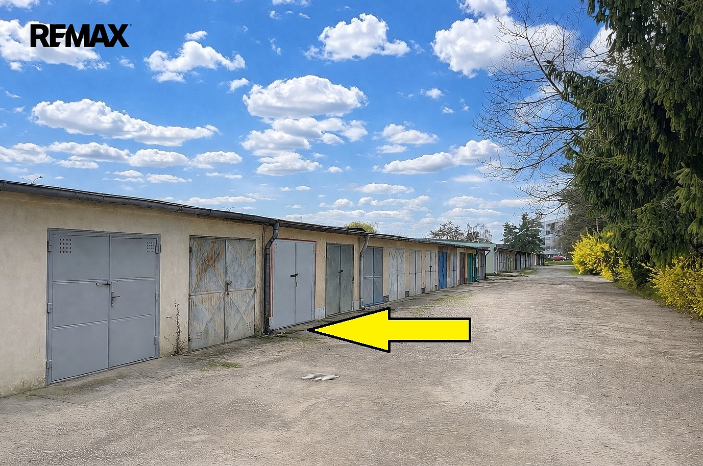 Prodej garáže v osobním vlastnictví, 19 m2, praha 5 radotín