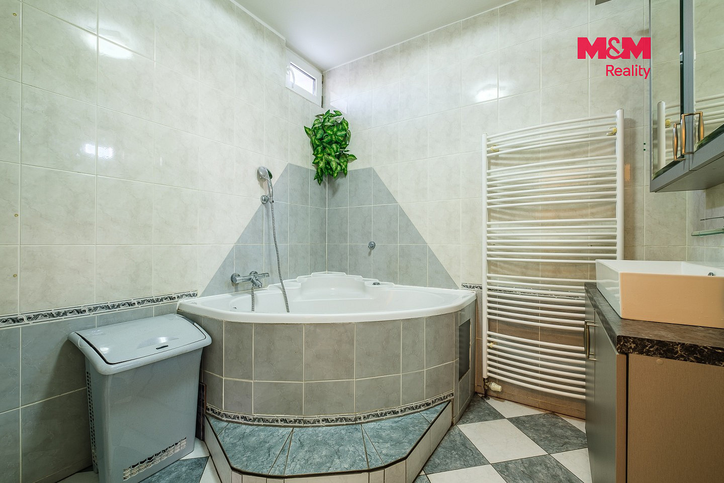 Prodej domu 367 m² s pozemkem 1 449 m² — photo 4