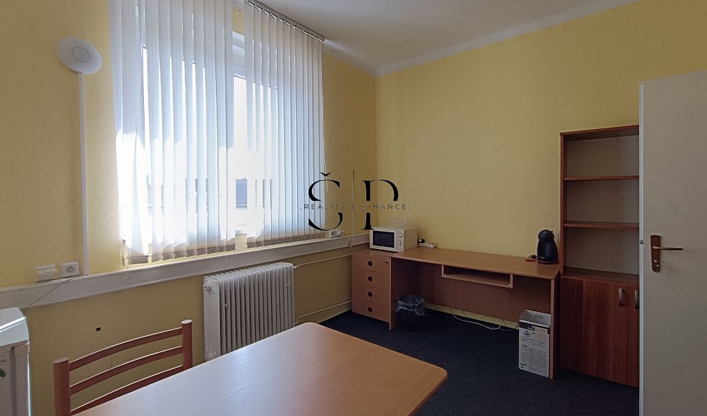 Pronájem kanceláře 600 m², Nýřany – náhled fotky 2
