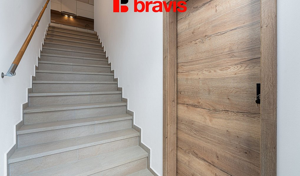 Pronájem domu 230 m² s pozemkem 414 m², Brno – náhled fotky 15