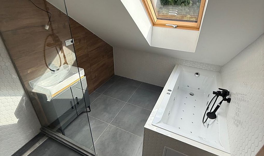 Prodej bytu atypického 138 m², Karlštejn – náhled fotky 8