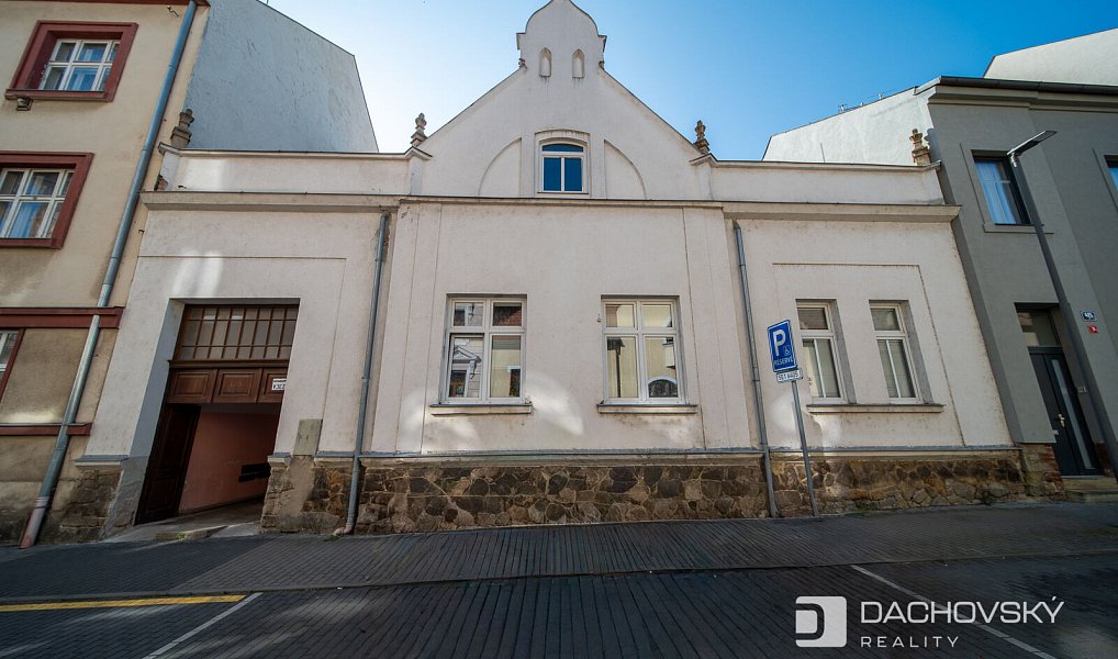 Prodej domu 150 m² s pozemkem 409 m², Chrudim – náhled fotky 2