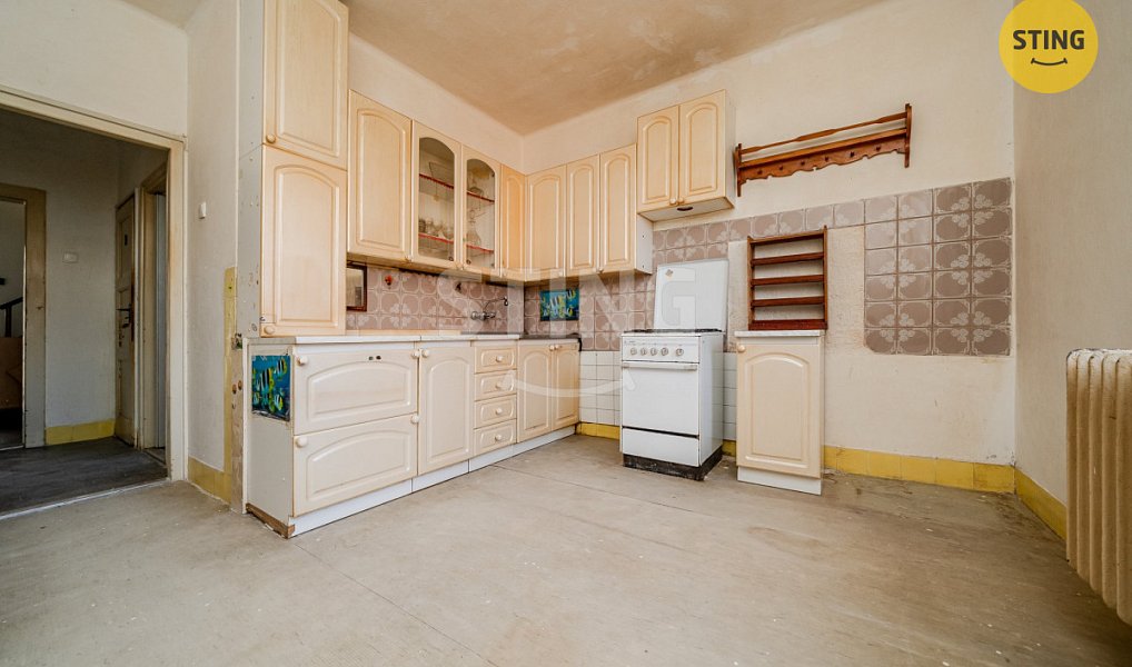 Prodej domu 610 m² s pozemkem 1 212 m², Petřvald – náhled fotky 2