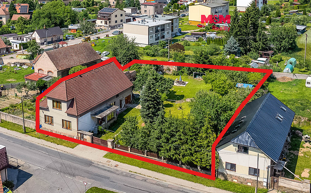 Prodej domu 177 m² s pozemkem 1 742 m²