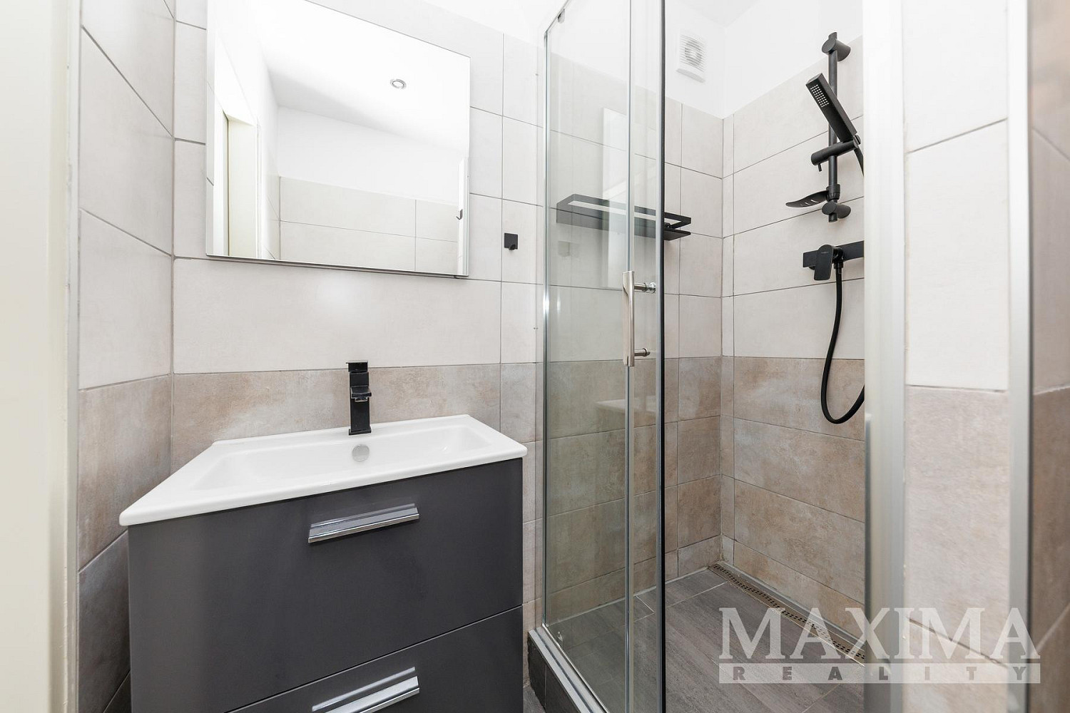 Pronájem bytu 1+1 38 m² – fotografie 4