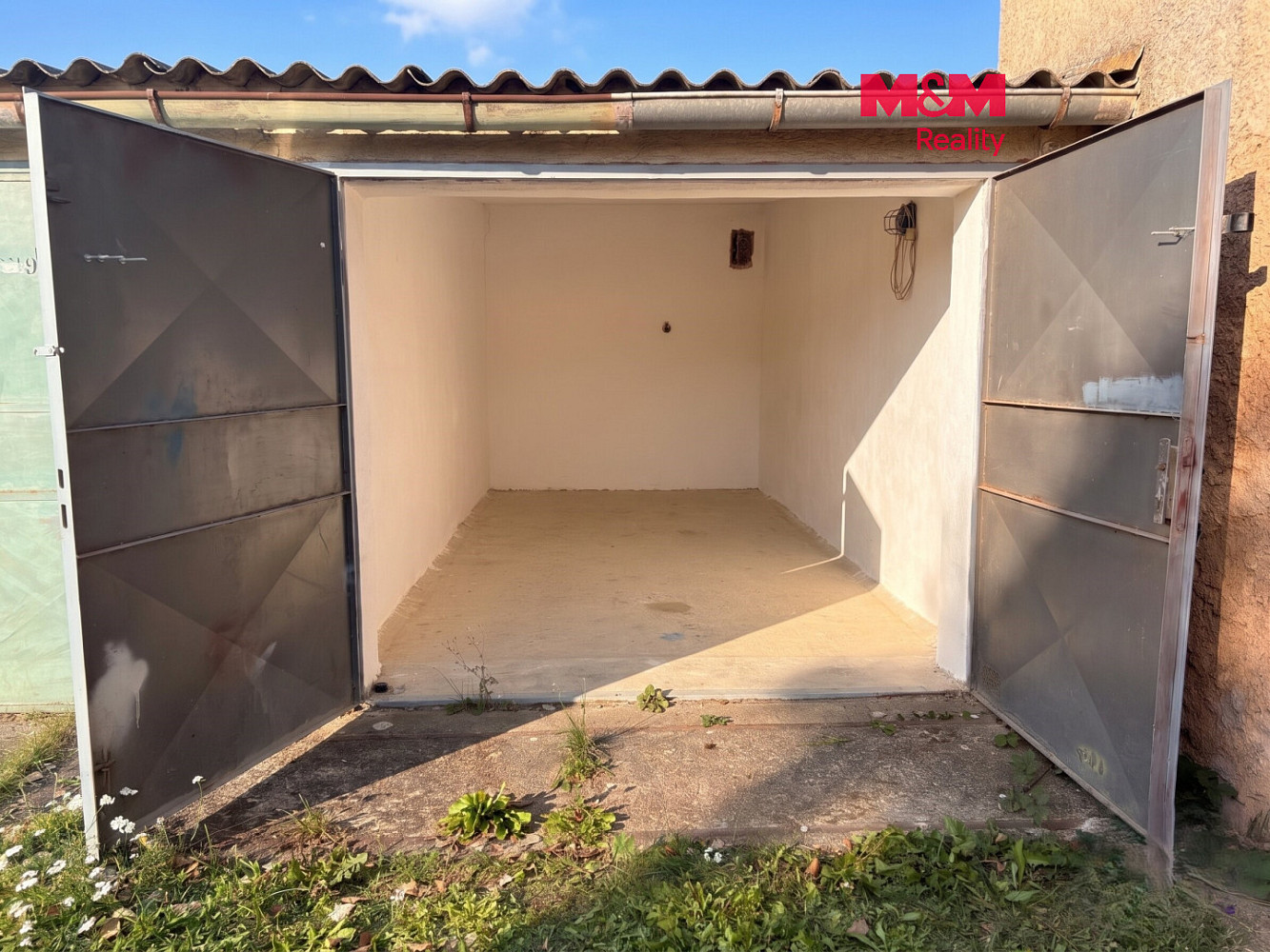 Prodej garáže, 15 m2, Plzeň, ul. Na Bořích