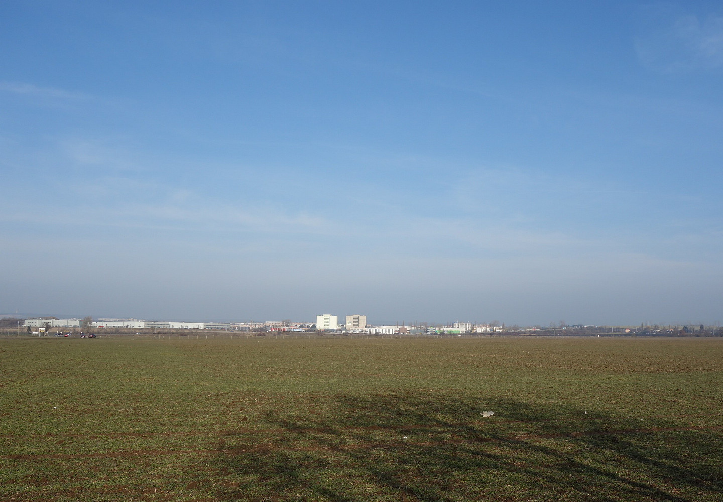 Prodej komerčního pozemku 18 100 m² - View 2