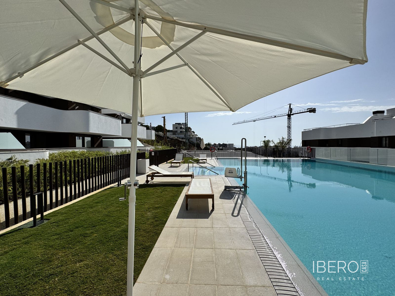 Pis 3+kk – Estepona, Barriada Islas Canarias - Més