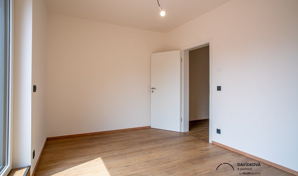 Prodej bytu 2+kk 52 m², Železná Ruda – náhled fotky 7