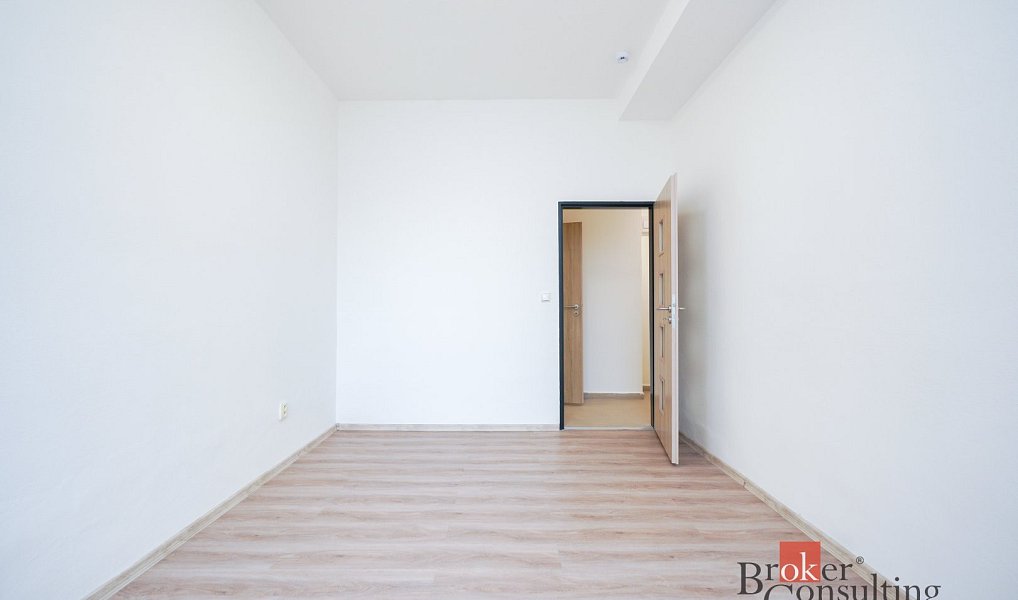 Pronájem bytu 2+kk 52 m², Mlékojedy – náhled fotky 7