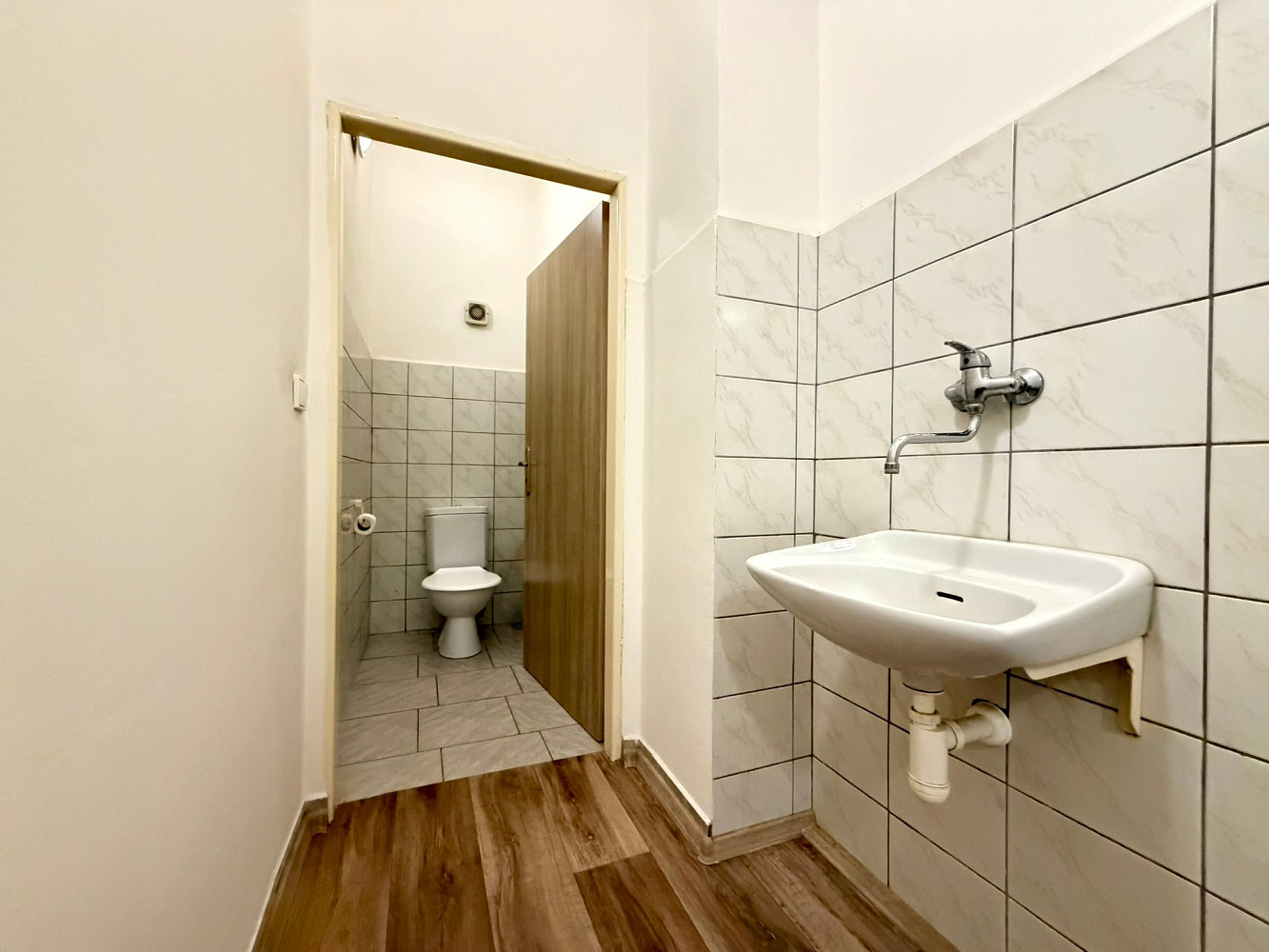 Pronájem bytu 2+1 57 m² – fotografie 5