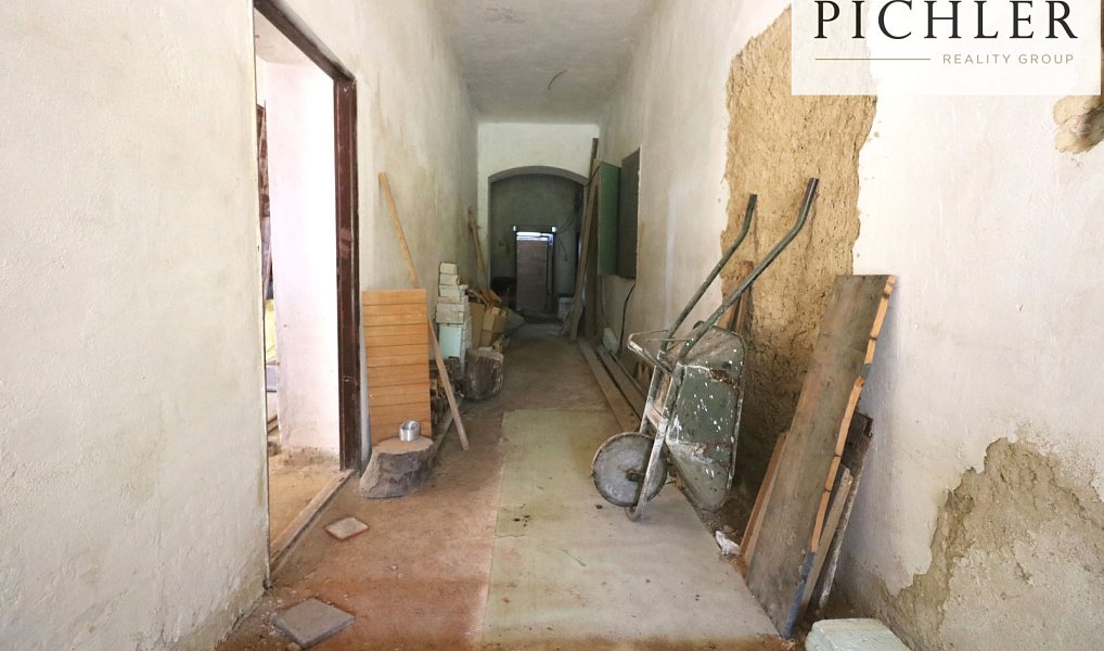 Prodej ubytovacího objektu 940 m², Klokočov – náhled fotky 7