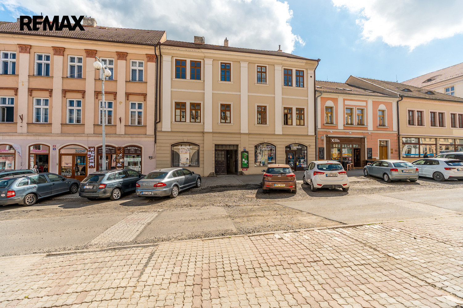Prodej obchodních prostor 642 m²