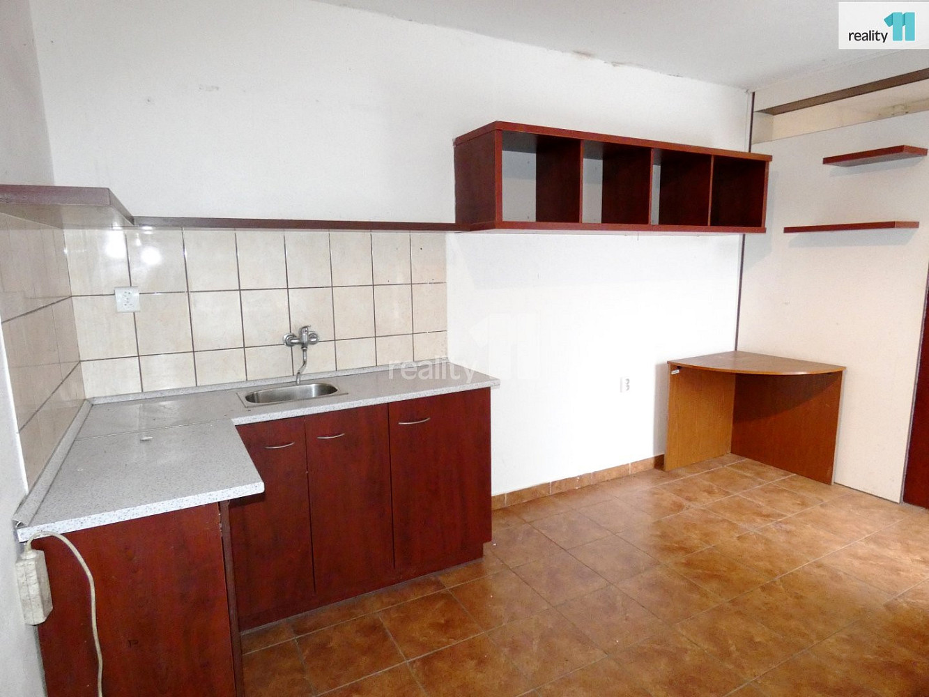 Pronajmu bývalou vrátnici v komerčním areálu o velikosti cca 18 m², Říčany u Prahy
