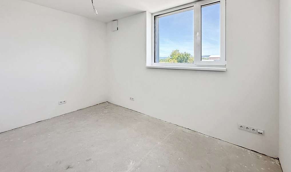 Prodej domu 132 m² s pozemkem 295 m², Strážnice – náhled fotky 22