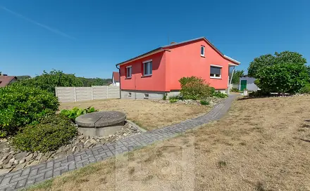Pronájem domu 70 m² s pozemkem 643 m², Dukelská, Votice, okres Benešov