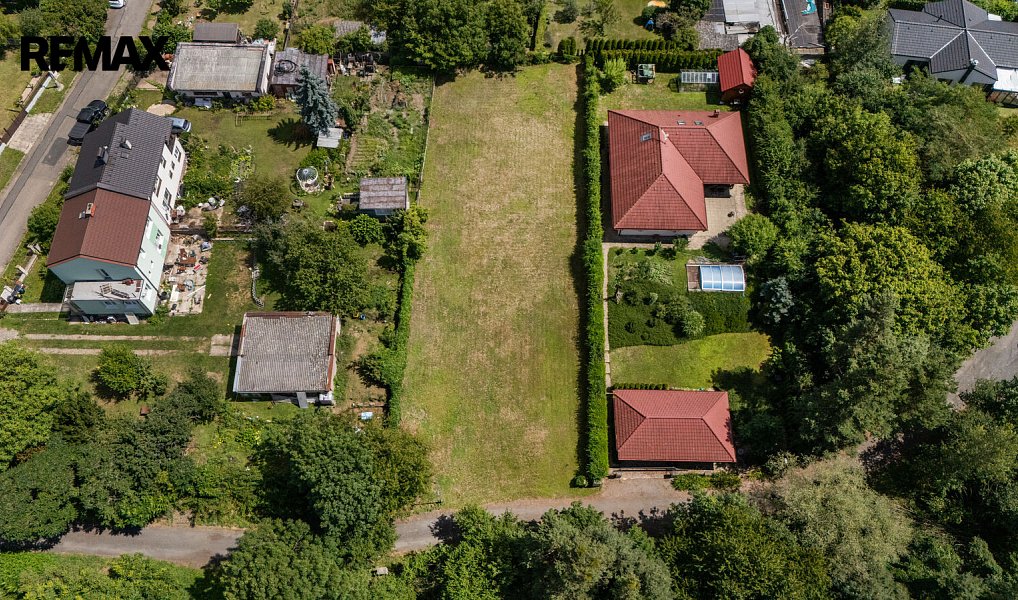 Prodej stavebního pozemku 990 m², Týnec nad Labem – náhled fotky 3