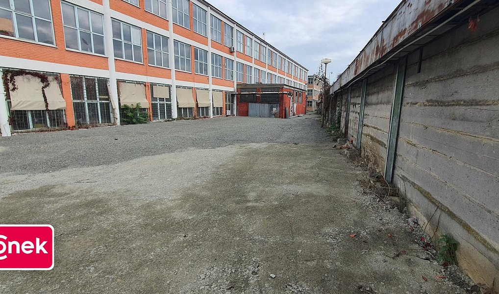 Pronájem výrobních prostor 1 600 m², Zlín – náhled fotky 2