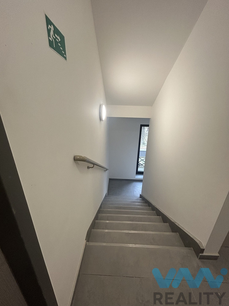 Pronájem bytu 2+kk 43 m² — photo 3