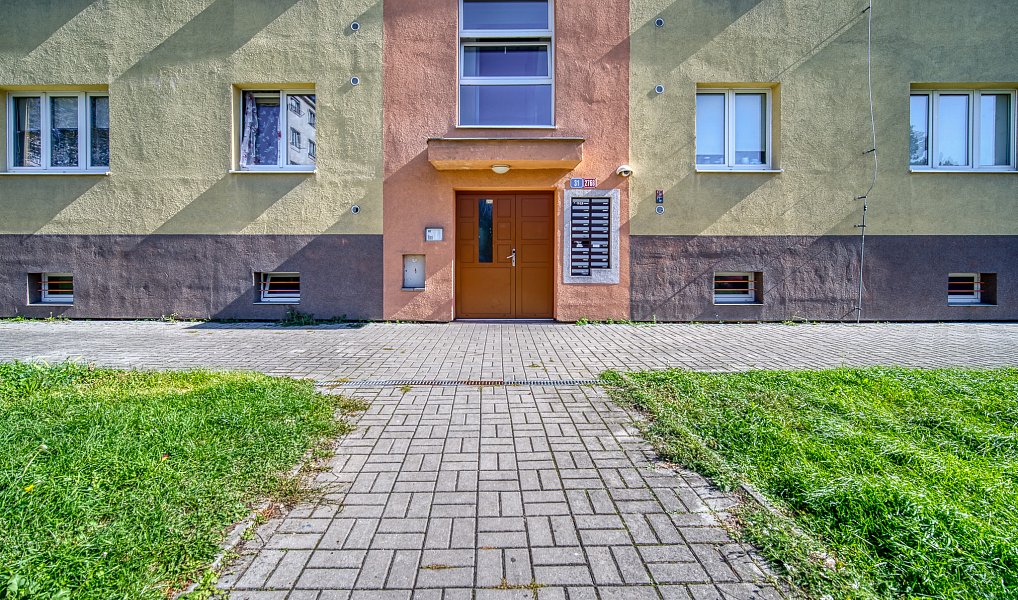 Pronájem bytu 2+1 55 m², Most – náhled fotky 32