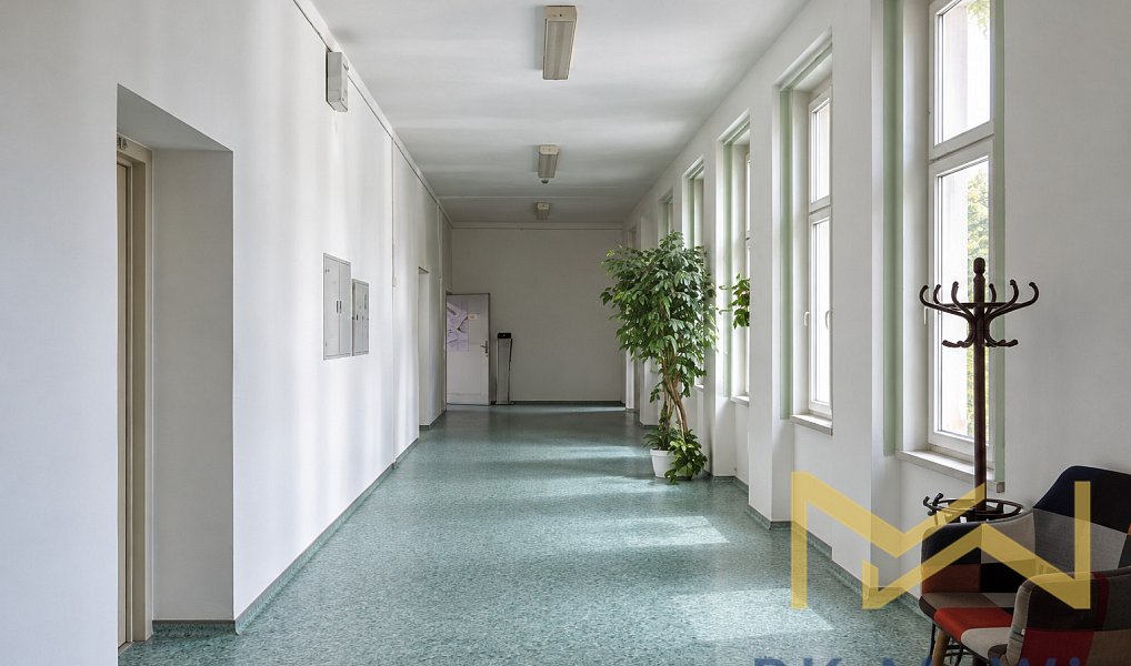 Prodej kanceláře 2 150 m², Havlíčkův Brod – náhled fotky 2