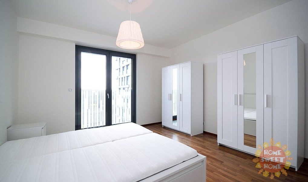 Pronájem bytu 2+kk 76 m², Praha – náhled fotky 12