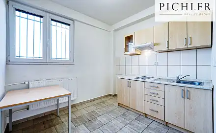 Pronájem bytu 3+1 70 m², Chebská, Plzeň - Křimice