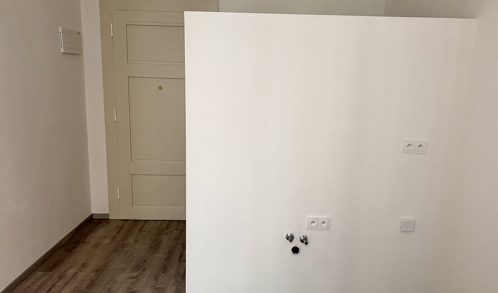 Prodej bytu 1+kk 15 m², Praha – náhled fotky 4