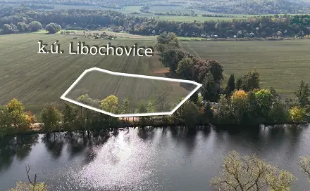 Prodej pole 3 765 m², náměstí 5. května, Libochovice, okres Litoměřice