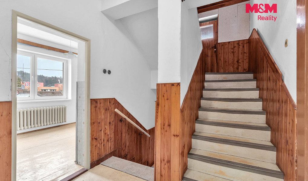 Prodej domu 155 m² s pozemkem 747 m², Náchod – náhled fotky 2
