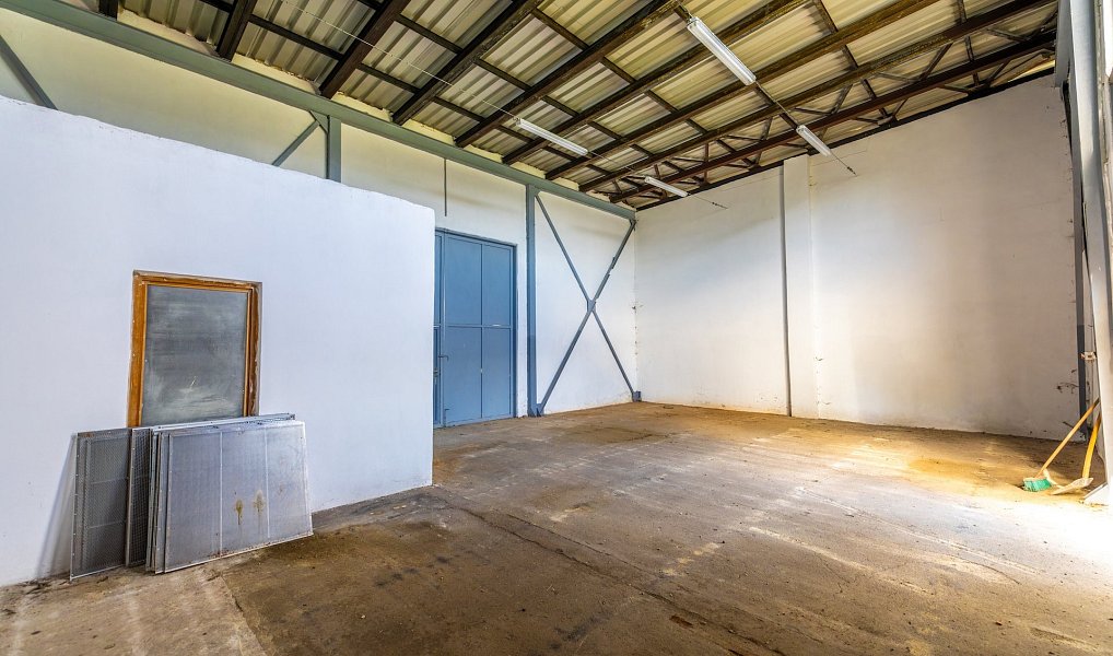 Prodej výrobních prostor 9 957 m², Kájov – náhled fotky 30