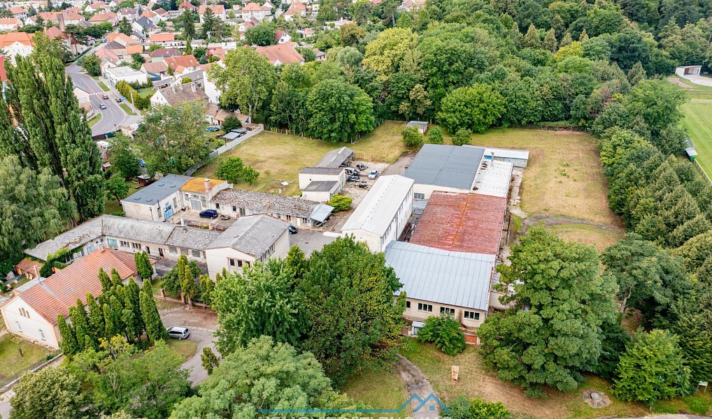 Prodej výrobních prostor 12 000 m², Hrušovany nad Jevišovkou – náhled fotky 5