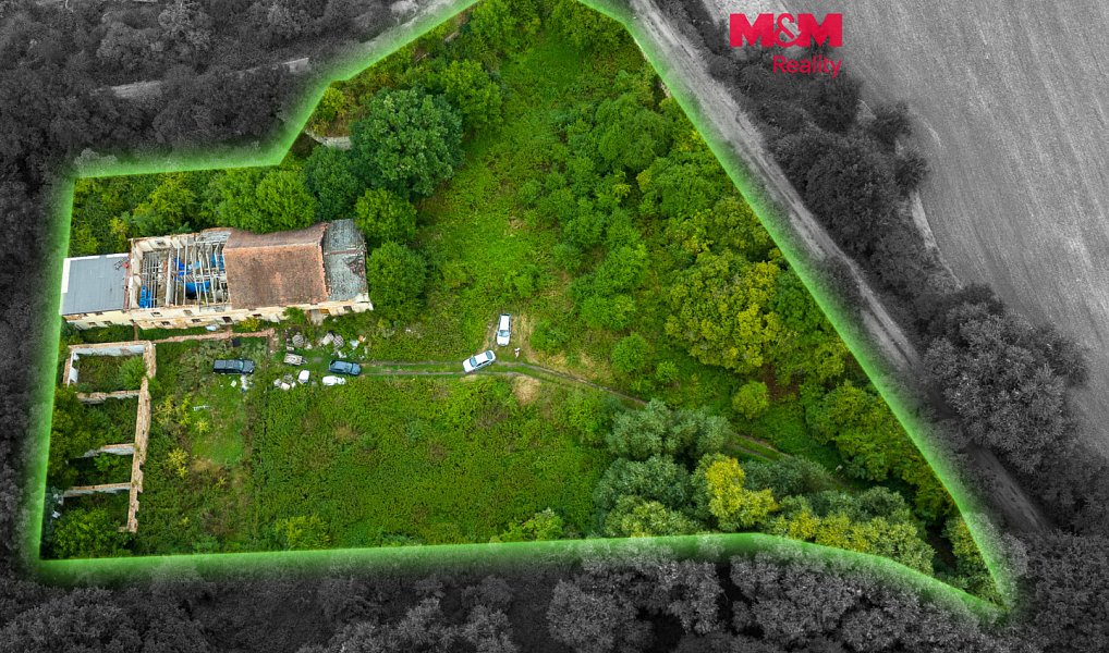 Prodej rodinného domu, 700 m², Louny, Tuchořice