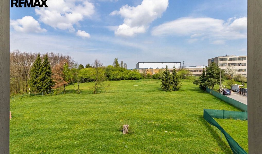 Prodej domu 403 m² s pozemkem 1 389 m², Praha – náhled fotky 13