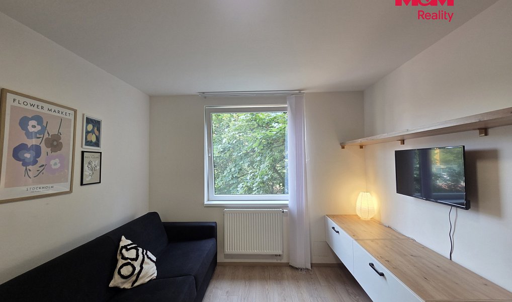 Prodej bytu 1+kk 19 m², Praha – náhled fotky 2
