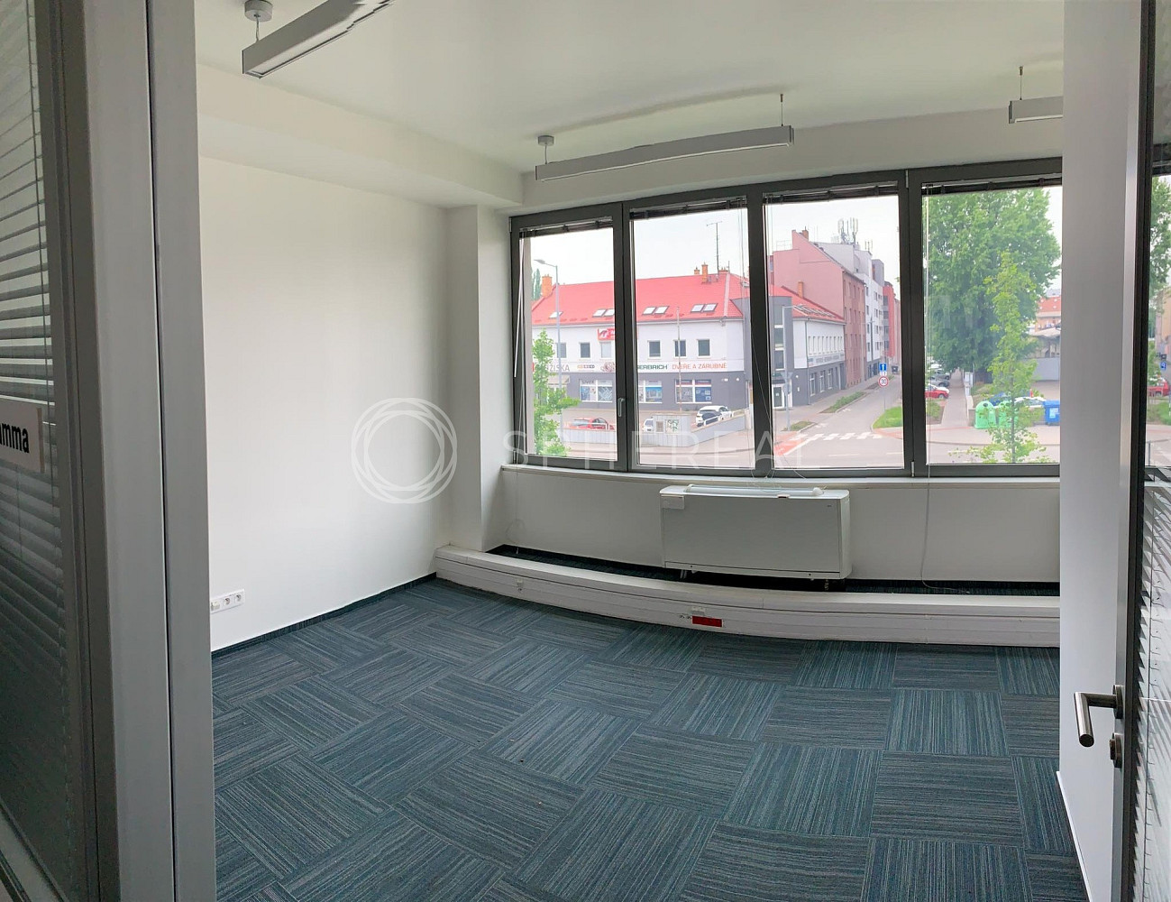 Pronájem kanceláře 397 m² — photo 5