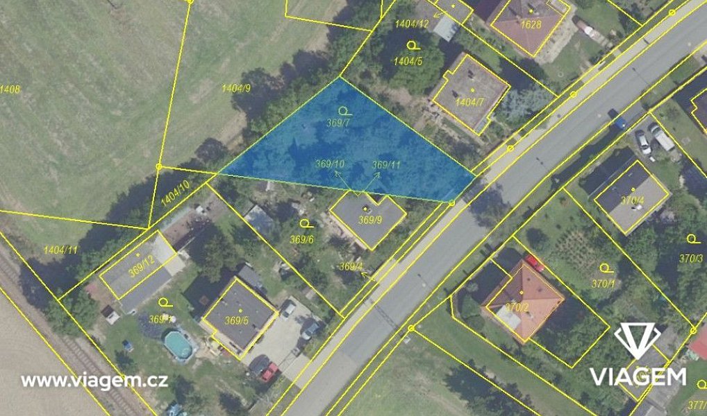 Prodej zahrady 99 m², Mochov – náhled fotky 2