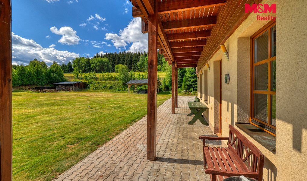 Prodej domu 910 m² s pozemkem 2 881 m², Železná Ruda – náhled fotky 30