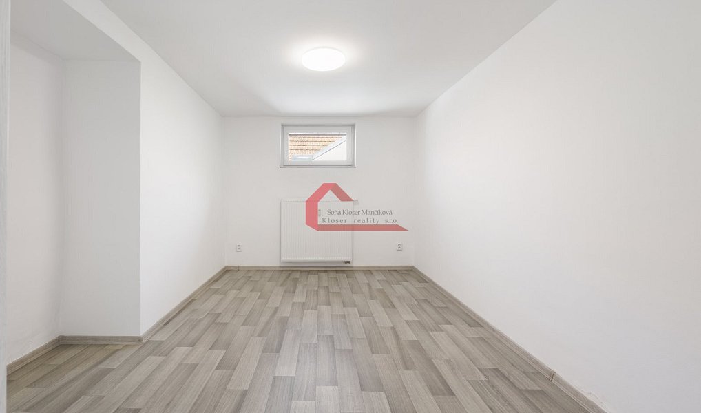 Prodej domu 299 m² s pozemkem 1 352 m², Zaječí – náhled fotky 11