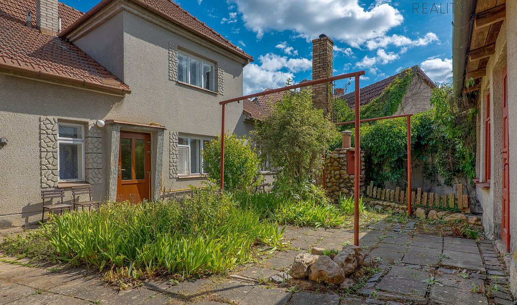Prodej domu 180 m² s pozemkem 397 m², Krásensko – náhled fotky 12