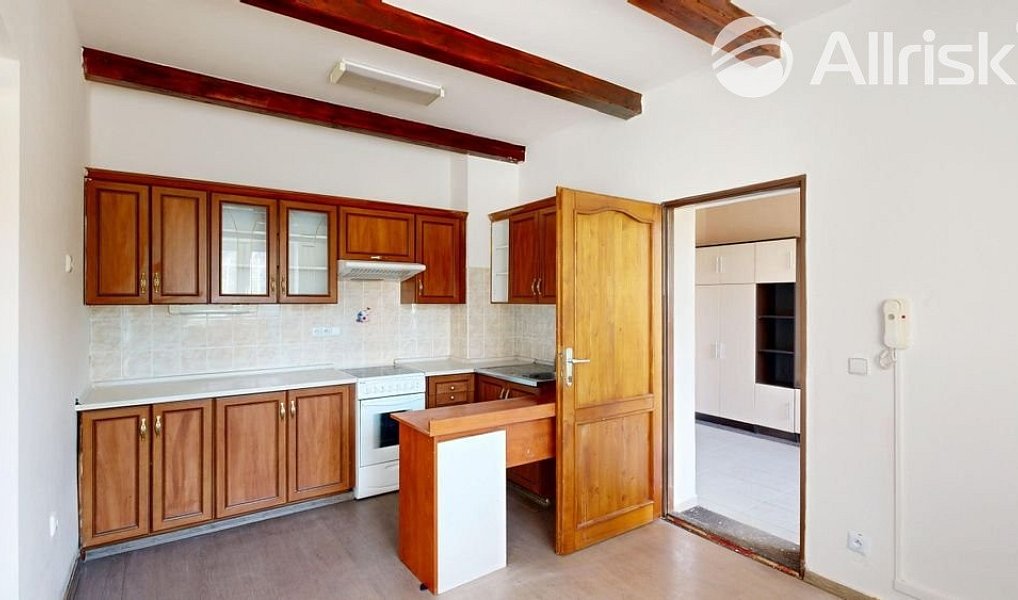 Prodej domu 170 m² s pozemkem 210 m², Bruntál – náhled fotky 3
