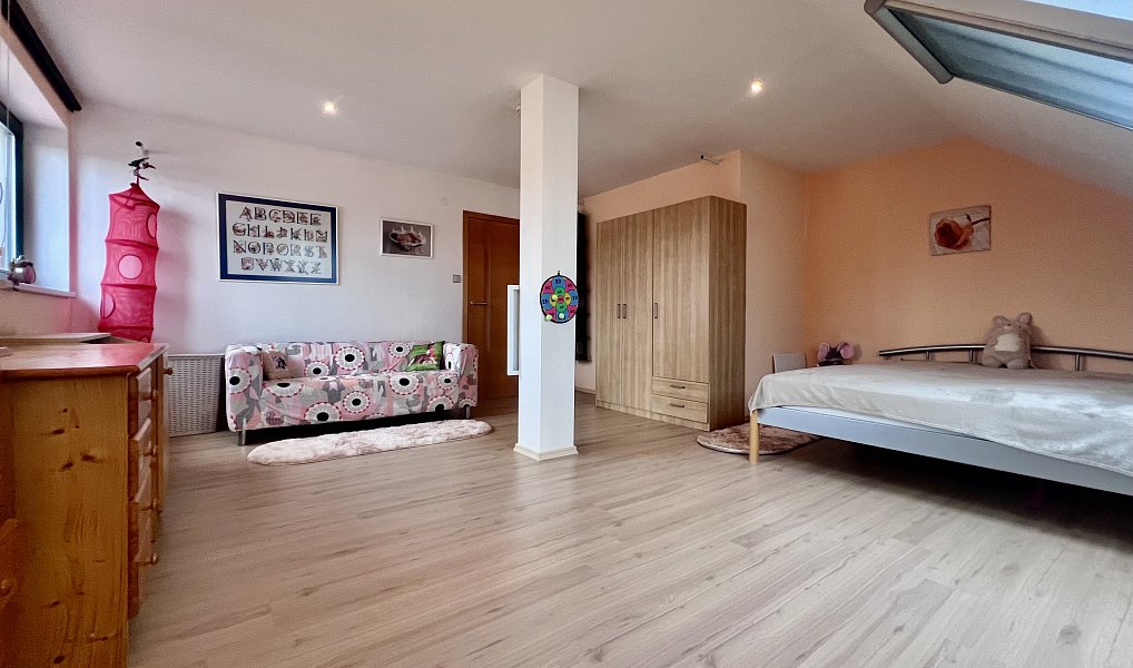 Prodej domu 229 m² s pozemkem 1 404 m², Blansko – náhled fotky 15
